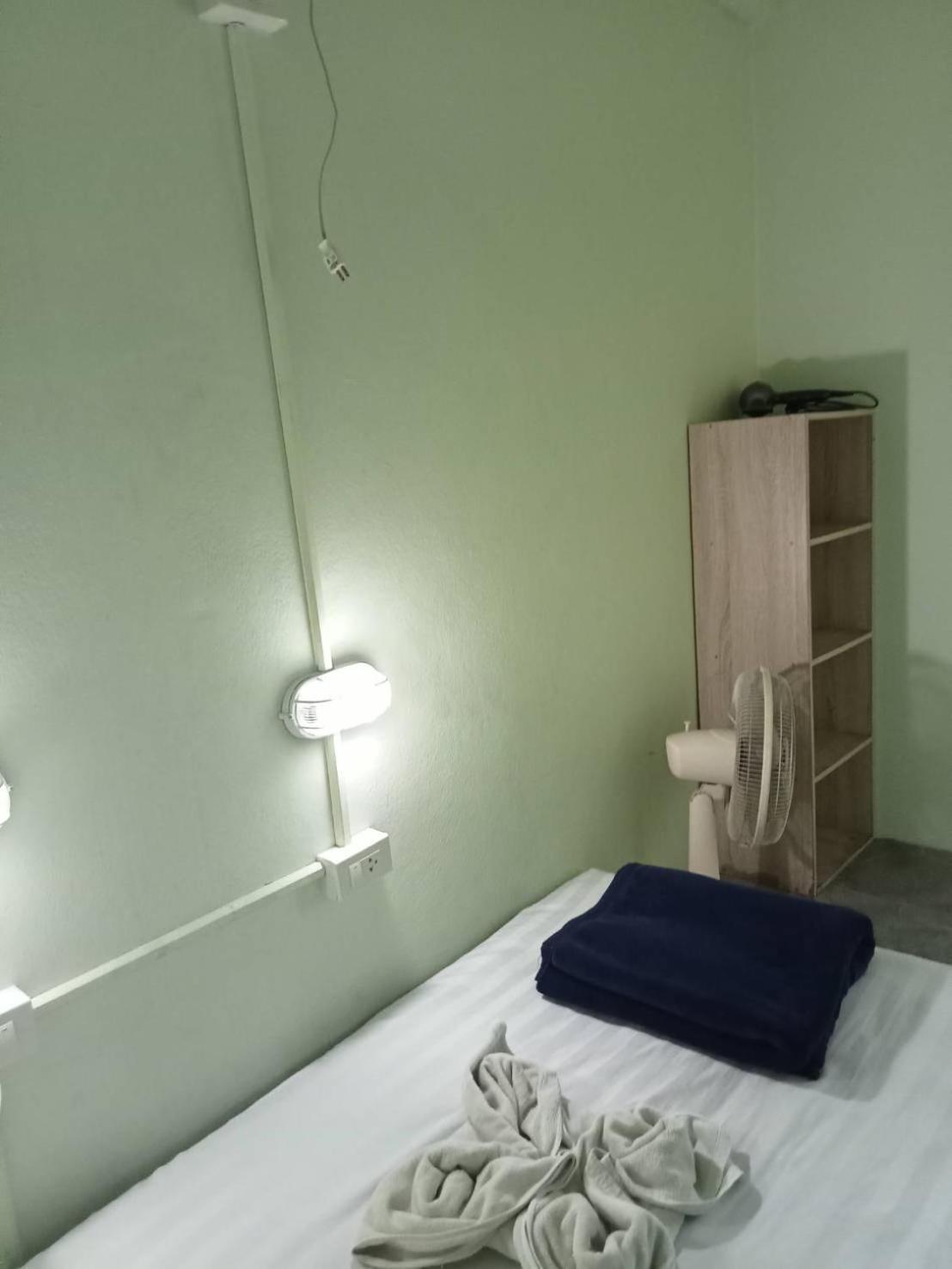 צ'יאנג מאי Newnormal Hotel חדר תמונה